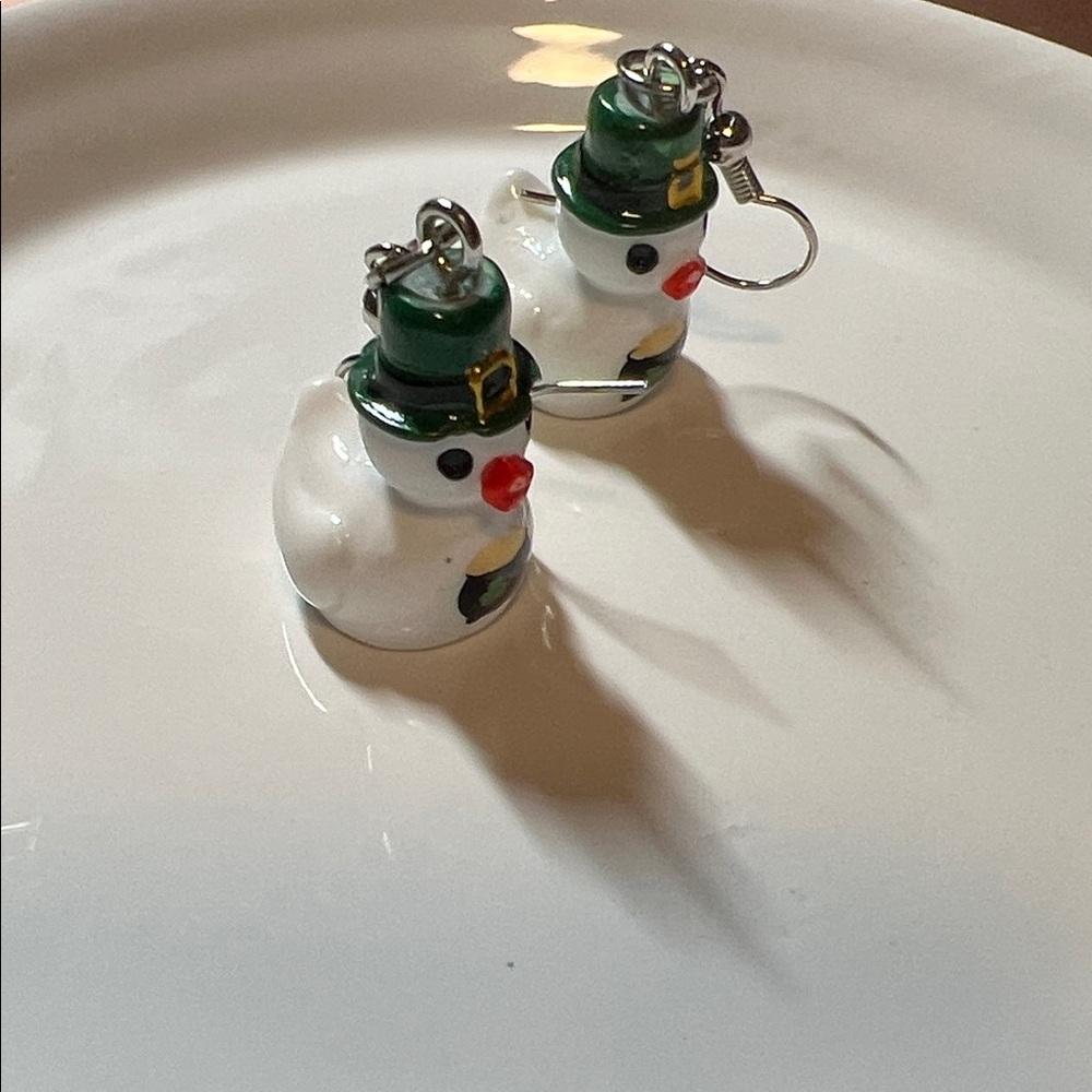 Saint Patrick’s day lucky duck earrings - Picture 3 of 5